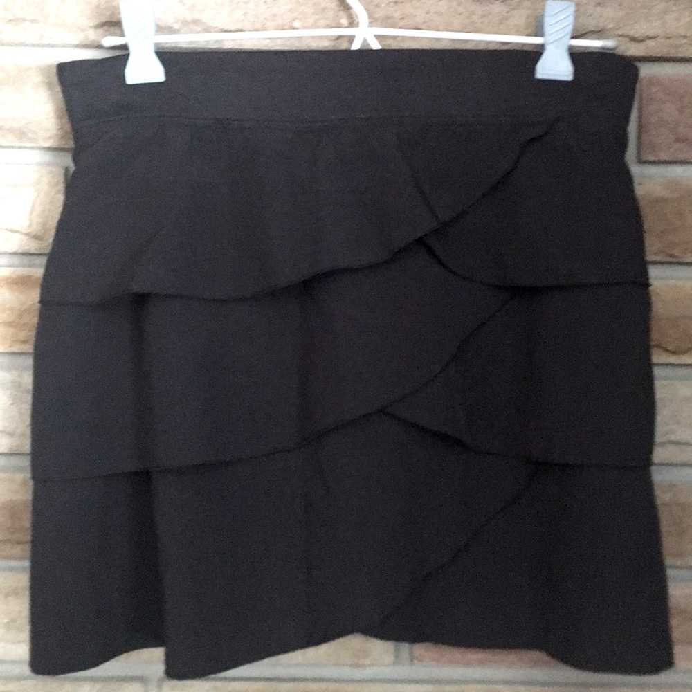 Black soybu skort XS lotus fit